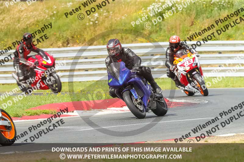 enduro digital images;event digital images;eventdigitalimages;no limits trackdays;peter wileman photography;racing digital images;snetterton;snetterton no limits trackday;snetterton photographs;snetterton trackday photographs;trackday digital images;trackday photos